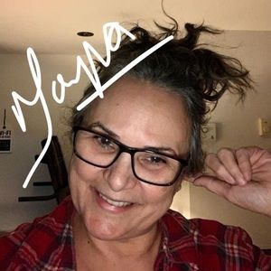 Meet your Posher, Mayra